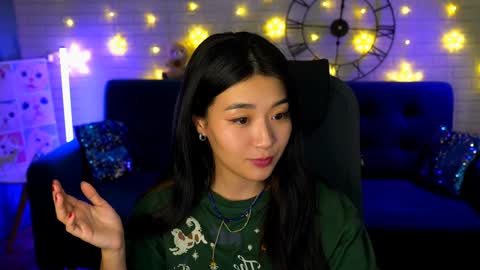 Snapshot of hannarosie chatting on 4, 1, 2025 hannarosie online show from 4, 1, 2025