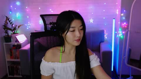 Snapshot of hannarosie chatting on 15, 12, 2025 hannarosie online show from 15, 12, 2025