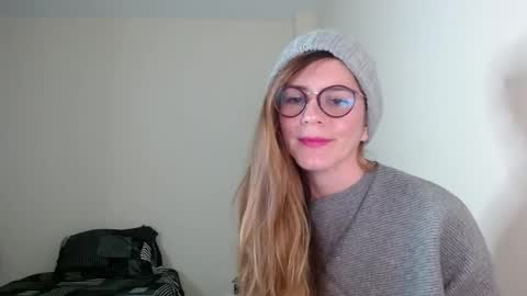 hanny_333 online show from 13, 1, 2025