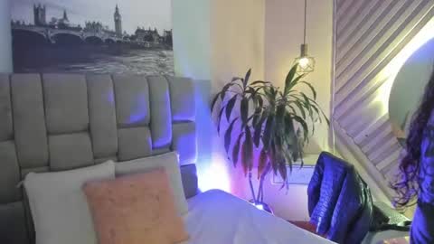 Hanny  online show from 24, 7, 2026