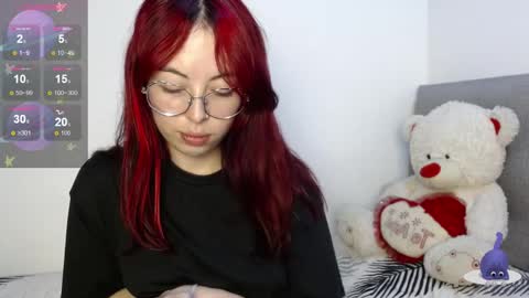 Snapshot of hanny_e chatting on 26, 11, 2025 hanny online show from 26, 11, 2025