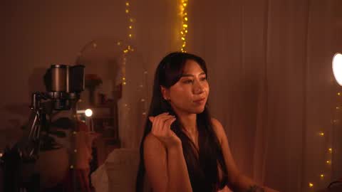 Mizi online show from 7, 12, 2024