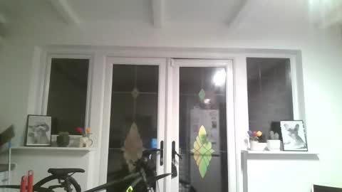 Calvin Secret  online show from 16, 1, 2026