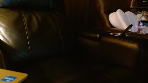 Snapshot of happyhogan1 chatting on 1, 2, 2025 Jhonassmann12 online show from 1, 2, 2025