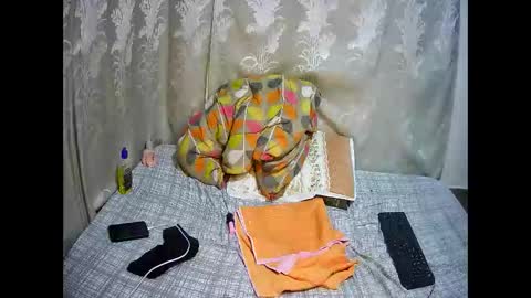 happysonia online show from 3, 12, 2025