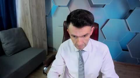 Steve online show from 12, 11, 2025