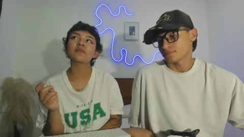 kade and demi independent models online show from 14, 4, 2026