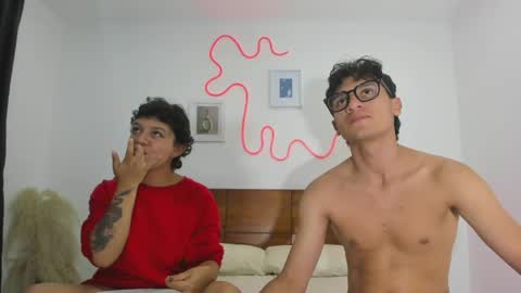 kade and demi independent models online show from 21, 4, 2026