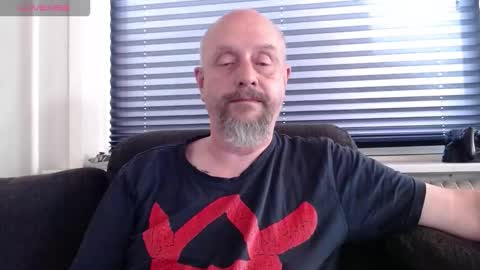 MrLazy online show from 9, 9, 2025