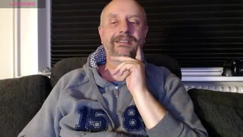 MrLazy online show from 26, 9, 2025