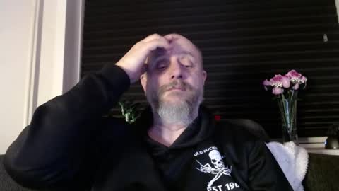 MrLazy online show from 2, 2, 2026