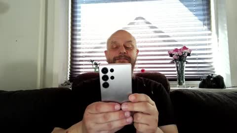 MrLazy online show from 22, 4, 2026