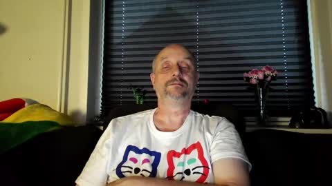MrLazy online show from 7, 6, 2026