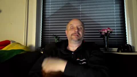 MrLazy online show from 8, 6, 2026