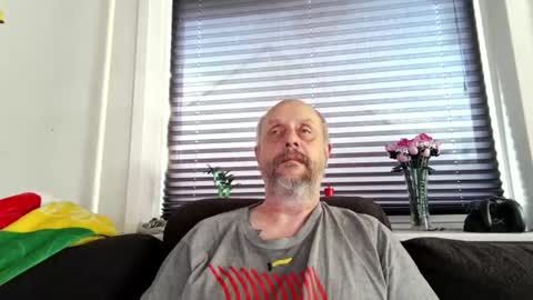 MrLazy online show from 4, 7, 2026