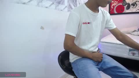 Snapshot of hardsexlove08 chatting on 29, 12, 2024 Andres Dean online show from 29, 12, 2024