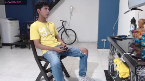 Snapshot of hardsexlove08 chatting on 31, 12, 2024 Andres Dean online show from 31, 12, 2024