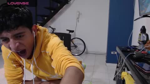 Snapshot of hardsexlove08 chatting on 17, 2, 2025 Andres Dean online show from 17, 2, 2025