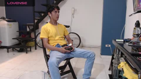 Snapshot of hardsexlove08 chatting on 20, 2, 2025 Andres Dean online show from 20, 2, 2025