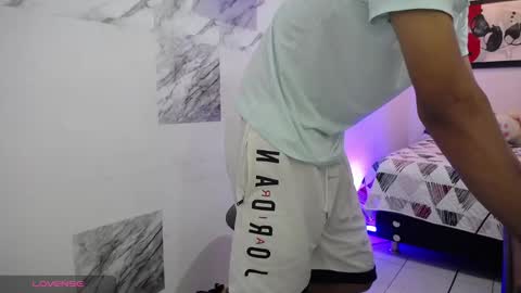 Snapshot of hardsexlove08 chatting on 9, 3, 2025 Andres Dean online show from 9, 3, 2025