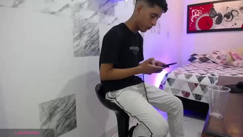 Snapshot of hardsexlove08 chatting on 11, 3, 2025 Andres Dean online show from 11, 3, 2025