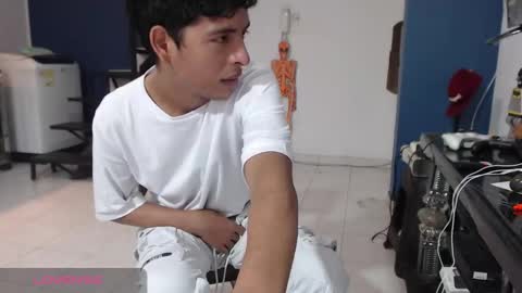 Snapshot of hardsexlove08 chatting on 11, 9, 2025 Andres Dean online show from 11, 9, 2025