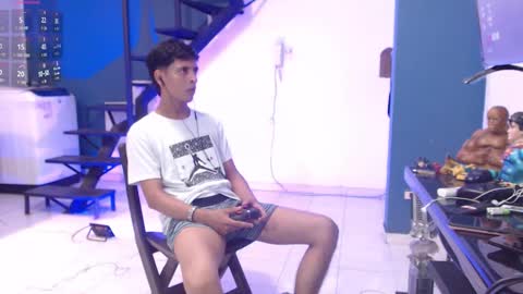 Snapshot of hardsexlove08 chatting on 15, 11, 2025 Andres Dean online show from 15, 11, 2025