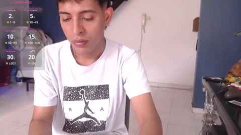 Snapshot of hardsexlove08 chatting on 30, 11, 2025 Andres Dean online show from 30, 11, 2025