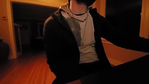 Tom online show from 25, 10, 2025