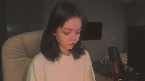 Snapshot of haribo_asmr chatting on 9, 11, 2025 Miss Hari online show from 9, 11, 2025