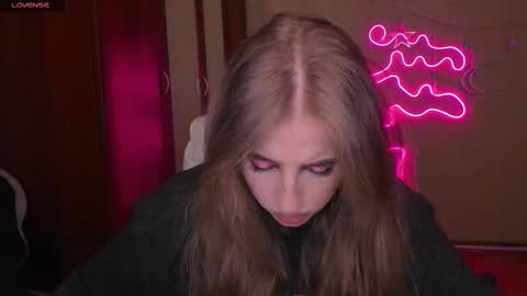 Julia online show from 8, 3, 2025