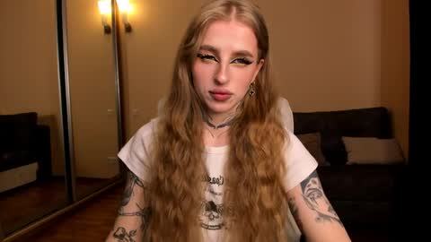 Julia online show from 22, 4, 2026