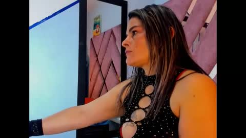 harleyhot_ online show from 13, 3, 2026