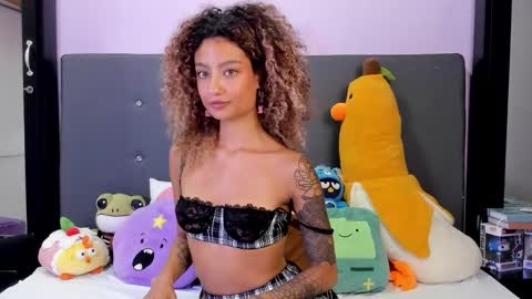 Snapshot of harmonyy_hill chatting on 5, 12, 2025 Harmony Hill online show from 5, 12, 2025