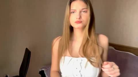 Emily online show from 11, 3, 2026