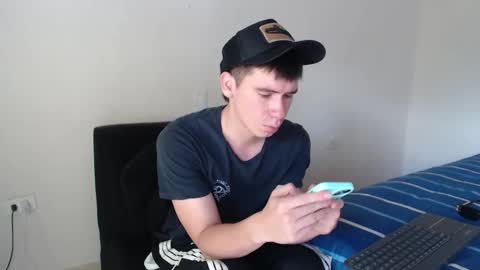 Snapshot of harry_brown2324 chatting on 18, 11, 2025 Sebastian online show from 18, 11, 2025