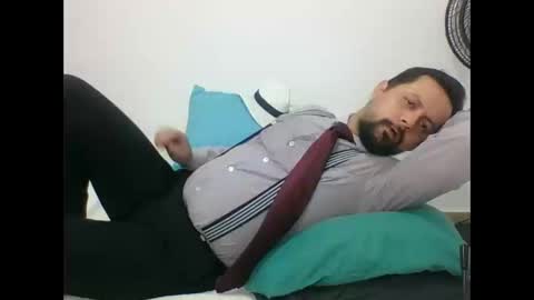 Snapshot of harry_goldenmillerx10fun chatting on 3, 12, 2024 Harry online show from 3, 12, 2024