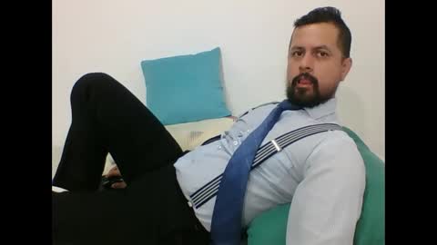 Snapshot of harry_goldenmillerx10fun chatting on 10, 1, 2025 Harry online show from 10, 1, 2025