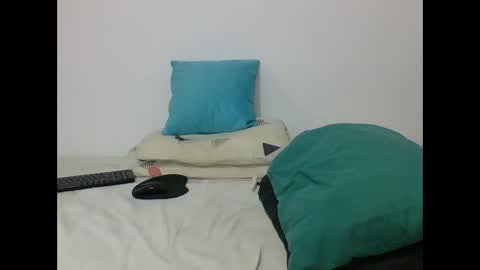 Snapshot of harry_goldenmillerx10fun chatting on 8, 2, 2025 Harry online show from 8, 2, 2025