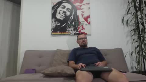 Snapshot of harrycum4you chatting on 17, 5, 2026 hannaandharri online show from 17, 5, 2026