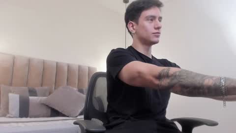 Harry Jones online show from 5, 1, 2025