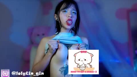 Im Emily and I could be the love of your life    online show from 18, 9, 2025