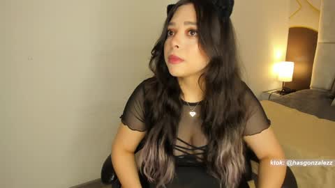 has_gonzalezz online show from 24, 4, 2026