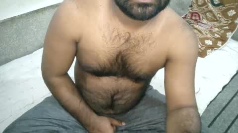 Snapshot of hasib212 chatting on 18, 11, 2025 Mr. Devil online show from 18, 11, 2025