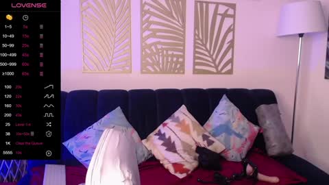 Nicole online show from 26, 12, 2024