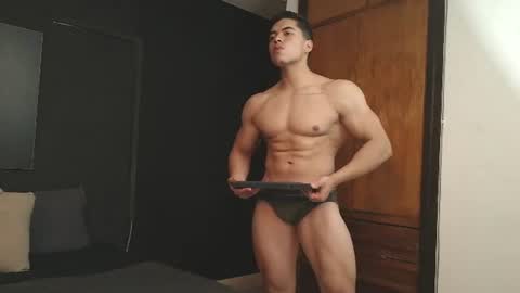 hat_guy01 online show from 19, 6, 2026