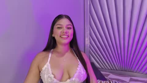 Snapshot of hatsajones chatting on 5, 4, 2026 hatsajones online show from 5, 4, 2026