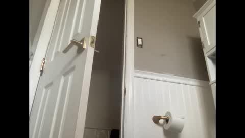 Snapshot of havingfun103 chatting on 28, 2, 2025 havingfun103 online show from 28, 2, 2025