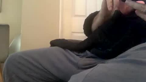 hawks2113 online show from 12, 1, 2025