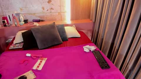 haylenpark online show from 14, 9, 2025